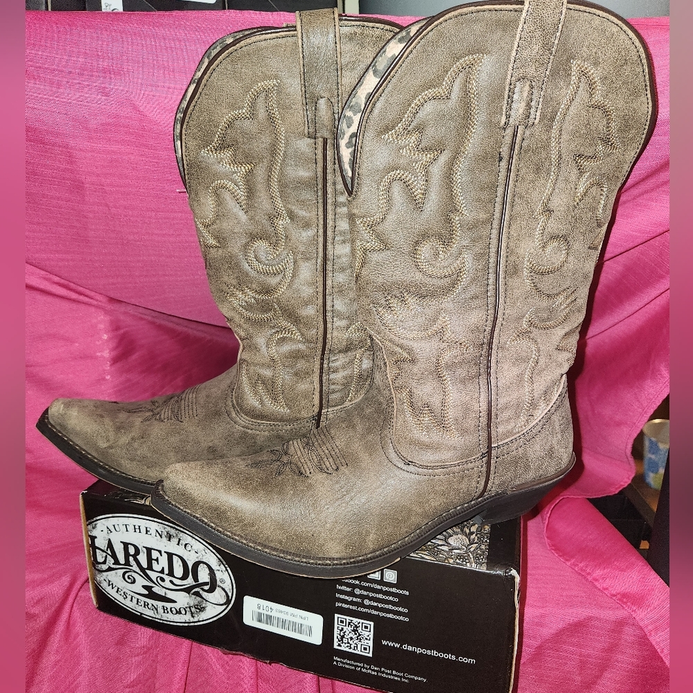 Laredo access wide cowboy boot